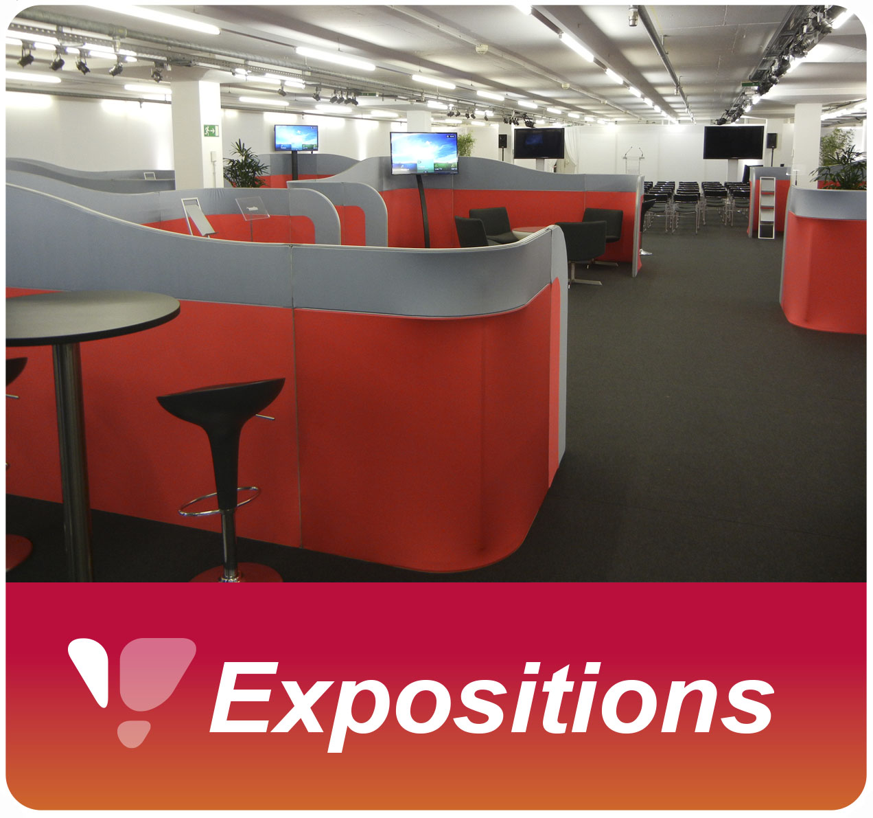 Location de chaises et tables pour congrès et salons d'expositions