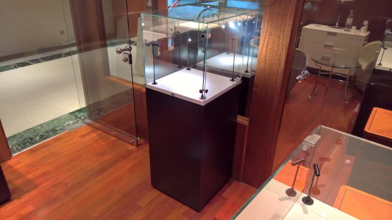 Location de vitrines d'exposition